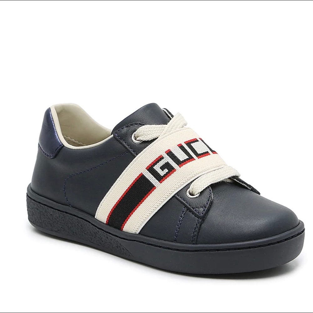 Casual Elegant Gucci Sneakers Size 24 :)